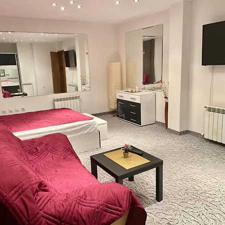 Apartment Luxury Sauna In *